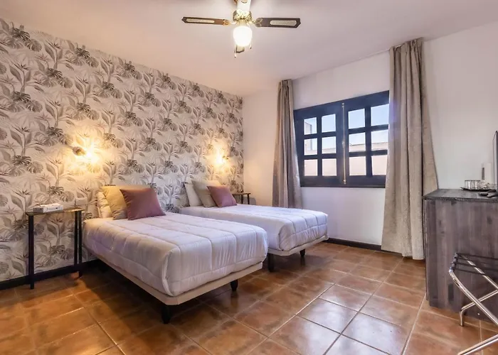 Ecolife Tenerife فندق 3*