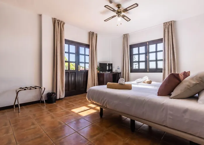 Ecolife Tenerife فندق 3*